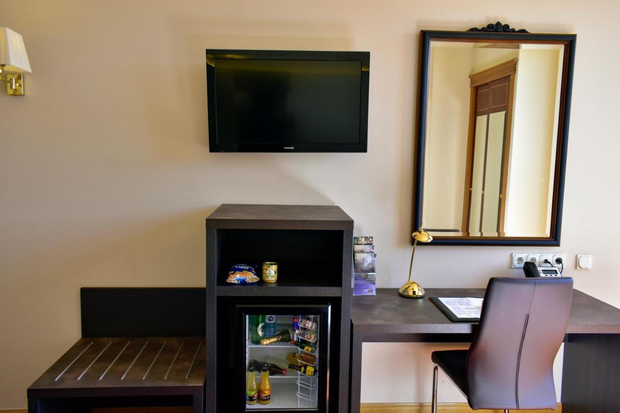 Hotel Armine บาเซารี ภายนอก รูปภาพ